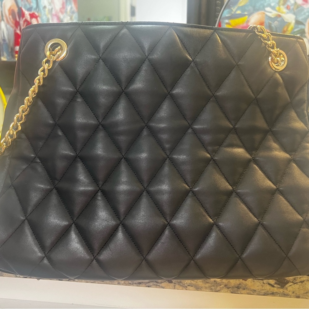 Kate Spade Carey black tote like new